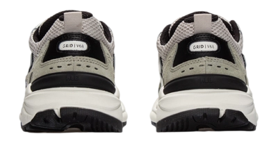 W6804S48-S23_C04_03