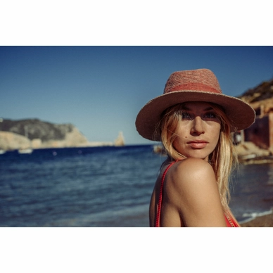 3---03. women_4. hats_DSC_6430