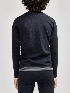 3---1911233-999000_CORE Dry Active Comfort LS JR_Closeup2
