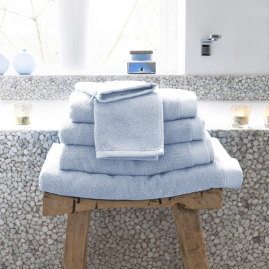 3---Bath_Towels_Premium_Arctic_Ice_mood_1000x
