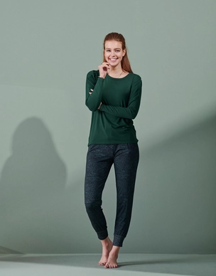 3---Jeanne_Uni_Top_Long_Sleeve_Thyme_401719_307_507_LR_S1_P