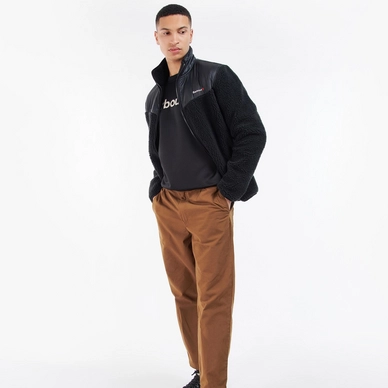 3---MFL0120BK11_AW22_getthelook_model_1