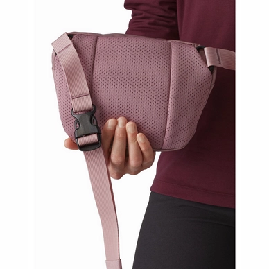 3---Mantis-1-Waistpack-Gravity-Back-View