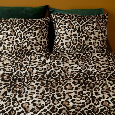 3---Untamed_Brown_Online