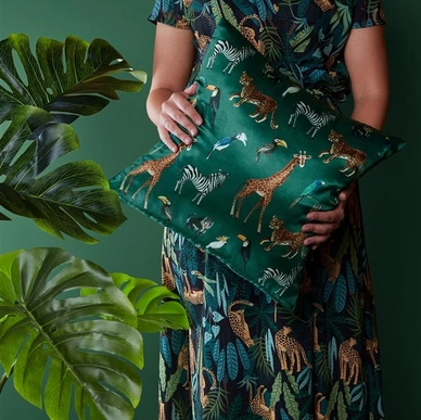 3---Wildlife_Dark Green-02_Mood