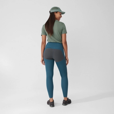 3---Abisko_Trekking_Tights_Pro_W_84771-534-048_D_MODEL_FJR