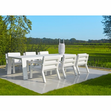 3---Borek aluminium Viking low dining chair and low dining table_preview