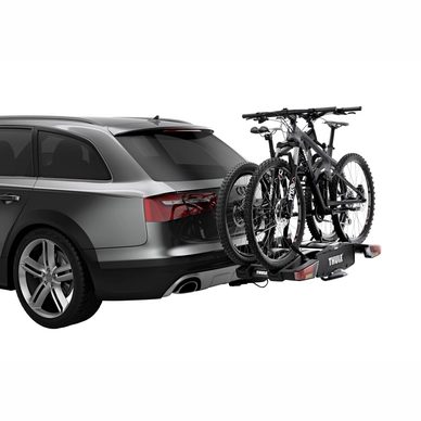 3---Small-Thule_EasyFoldXT_Black_2b_InUse_OC_933107