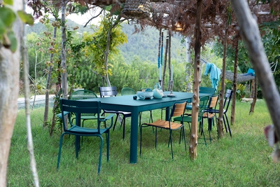 mobilier-de-jardin-table-Fermob