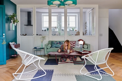 7---SIXTIES_ULTRASOFA_MOOON_BLANC_COTON_CERISE_NOIRE_BLEU_ACAPULCO_INDOOR2022_LYON_SEBASTIEN_EROME_