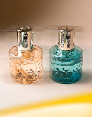 6---9004846_LAMPE-C-MIRAGE-BLEUE-2500X3100_A_1