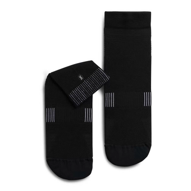 Socks On Running Women Ultralight Mid Black White