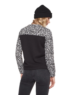 3614692_401_model_back-half_01