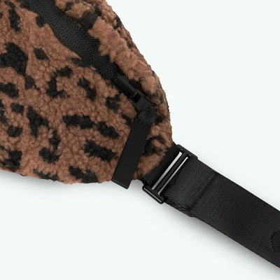 5---TDM_S25_BELTBAG_MEDIUM_GAYA_3667022009717_05 (1)