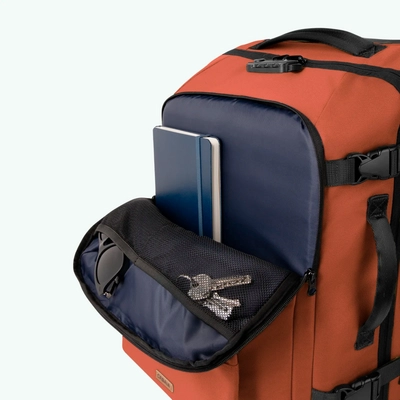 3---TDM_W24_SOFTSUITCASE_SMALL_KAIKOURA_3667022011567_03