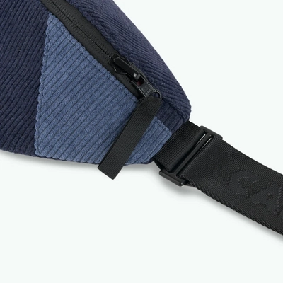 Blauw 4