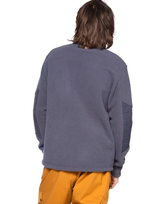 3710192_900_model_back-half_01