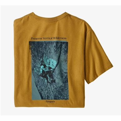 T-Shirt Patagonia Men's Granite Magic Pocket Responsibili Tee in Hawk Gold