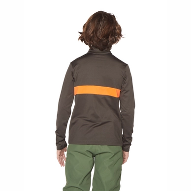 3811192_756_model_back-half_01