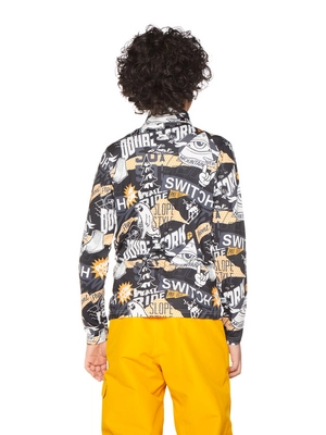 3811592_900_model_back-half_01