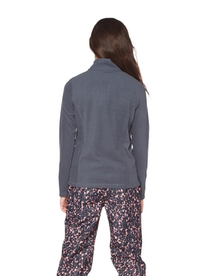 3910300_900_model_back-half_01
