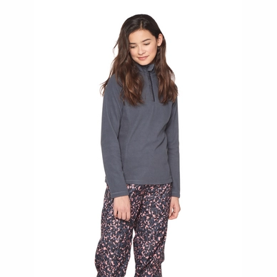 3910300_900_model_front-half_01