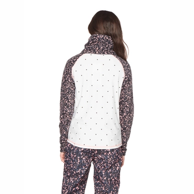 3911392_719_model_back-half_01