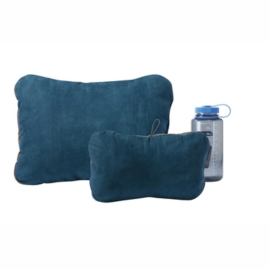 4---11548_thermarest_compressible_pillow_cinch_stargazerblue_regular_group_MV