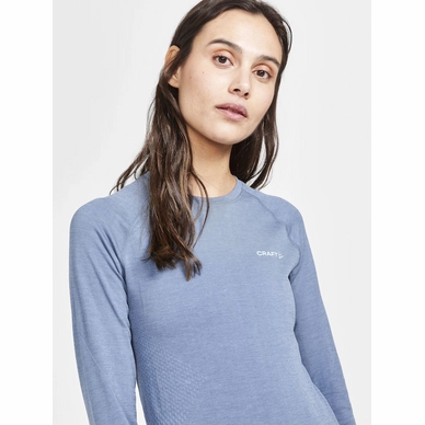 4---1911168-362000_CORE Dry Active Comfort LS W_Closeup3_Preview