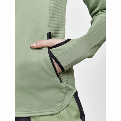 4---1911664-622000_ADV Tech Fleece Thermal midlayer W_Closeup3_Preview