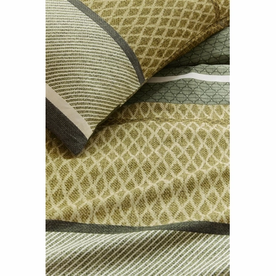 4---258209_40