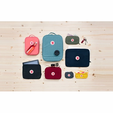 4---F23783_FW18_fvrb_kanken_pen_case_fjaellraeven_21