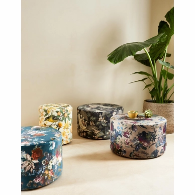 4---Lisa_Pouf_Silk_100321_481_LR_S2_P