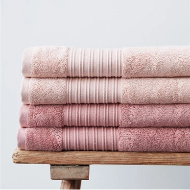 4---Sheer_Soft Pink-02_Mood