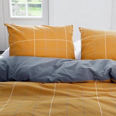 4---WALRA_DC_FOUR-SQUARE_240X240_MUSTARD_DE