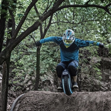4---Z10_Lifestyle_Forest_2