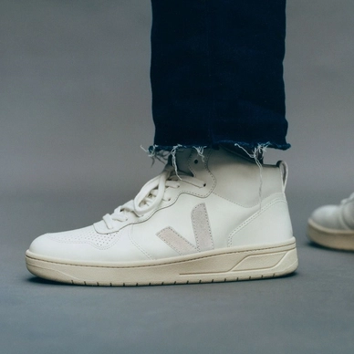 4---veja_aw21_4evue_v15_white-natural
