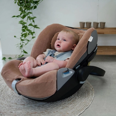 4---koeka-royan-autostoelhoes-autostoel-0-van-cybex-soft-earth-bruin-8718276203026 (2)