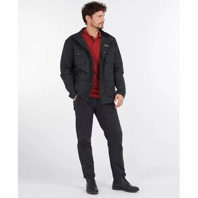 4---mca0430ny71_ss21_getthelook_model_3