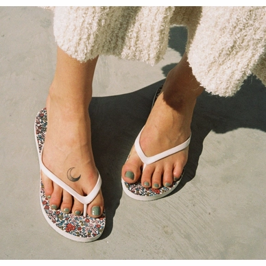 4---Sleeperswomensslimflowernaturalrubberfairtradeflipflop2_4d064708-a9aa-4aec-a084-3bb215466124_1512x