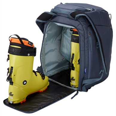 4---Small-Thule_RoundTrip_Boot_Backpack_45L_DarkSlate_FS_01a_3204356