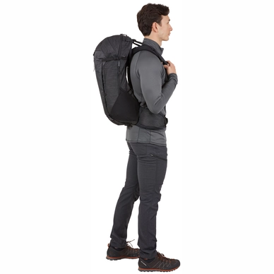 4---Thule_Topio_30L_TTOM130_Black_FS_03b_3204503