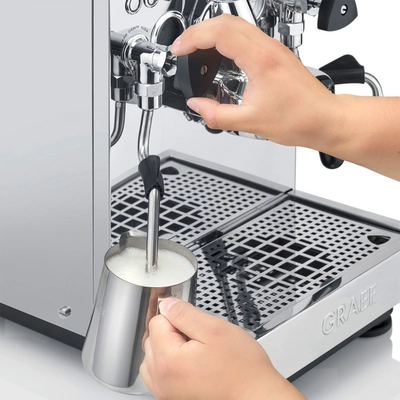 GRAEF_Espressomaschine_Estessa_Milchschaum.jpg.thumb