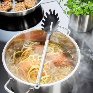 13699_02_Gourmet_Set_Pasta_Basic_Line_acb9c041825d4faba79461acc022c1fa