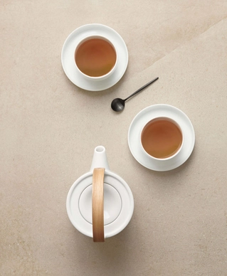 White-tea-Kanne-Tassen-web_720x