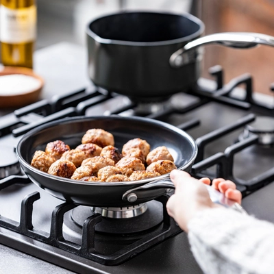 5---CC001457-001Frypan20cm_03