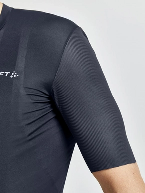 5---1910535-999000_Adv Aero Jersey M_Closeup4