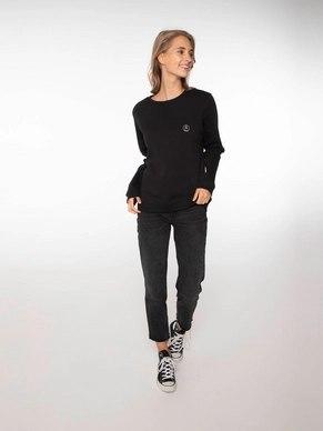 5---Protest-Tatiana-True-Black-5