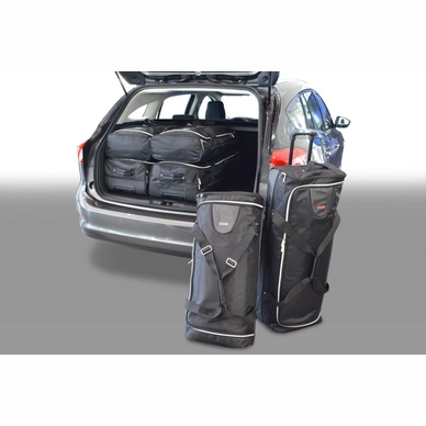 5---f11501s-ford-focus-wagon-2018-car-bags-1