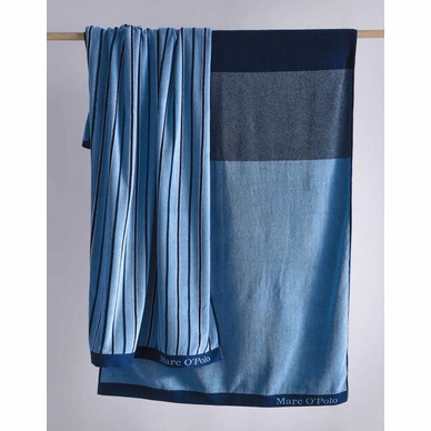 5---horizon_beach_towel_blue_730272_204_111_lr_s1_p